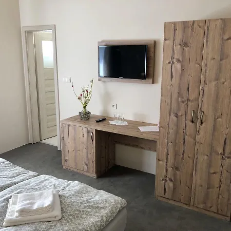 Pod Ostrym Vrchom 3* Soblahov